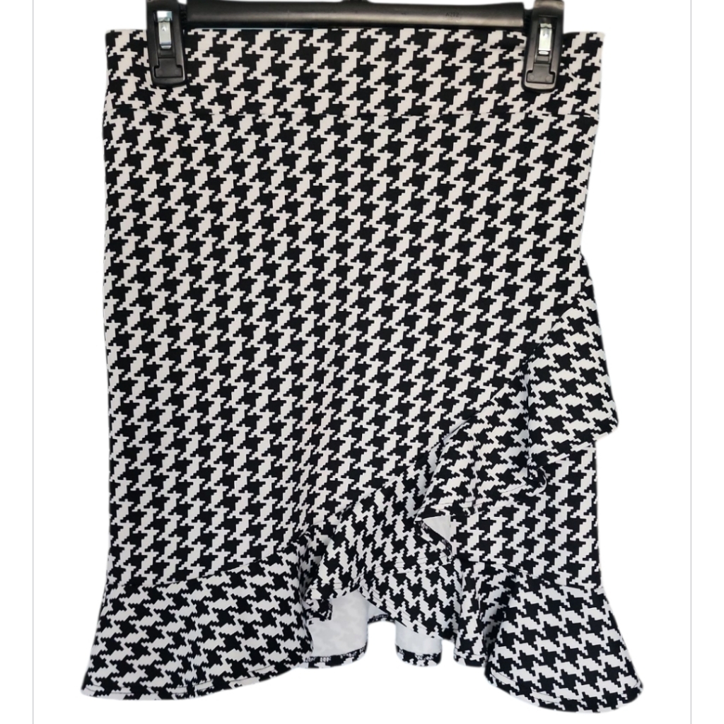 Preowned Silhouette Skirt